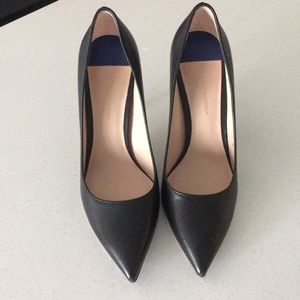 Stuart Weitzman black leather pumps